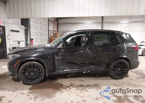 2020 BMW X5 M50I z USA, uszkodzony, nr VIN 5UXJU4C02L9C60896